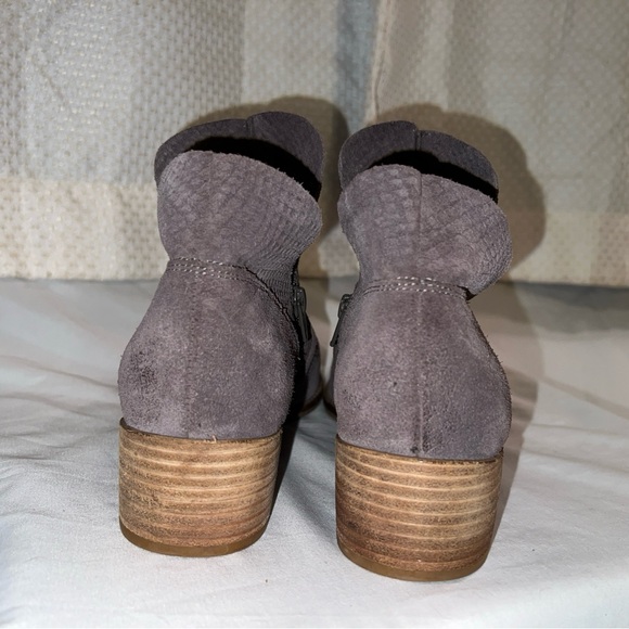 Anthropologie Seychelles Score Booties Sz 9.5 Gray Suede Leather Ankle Boots - Picture 6 of 14
